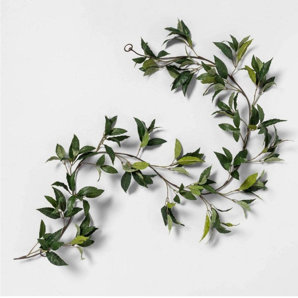 HEARTH & HAND 6ft Bay Leaf Artificial Garland, NWT